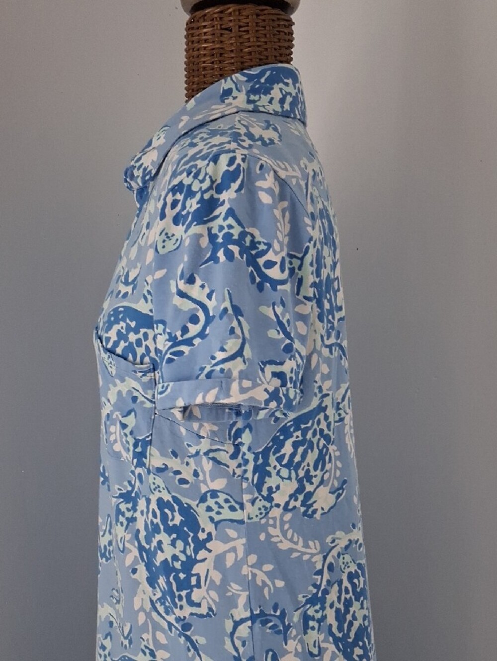 Lilly Pulitzer Light Blue and White Short Sleeve Shirt Dress - Picture 3 of 8